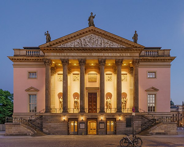 600px Berlin Opera UdL asv2018 05 (1)